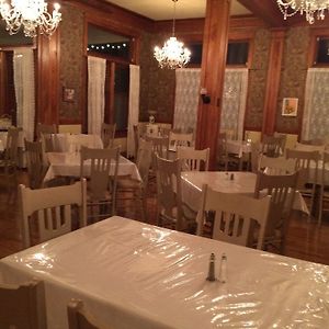 Terrace Inn And 1911 Restaurant